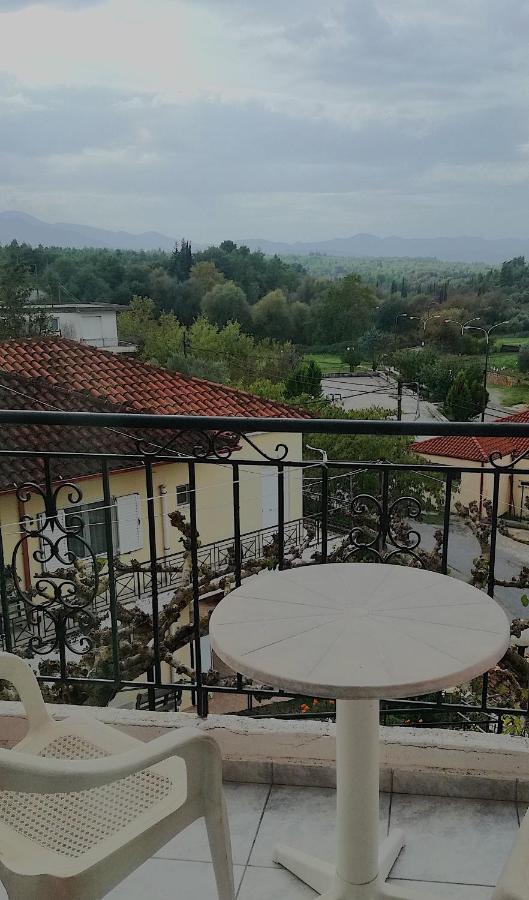 Ξενοδοχείο "Ηραία" Loutra  Exterior photo